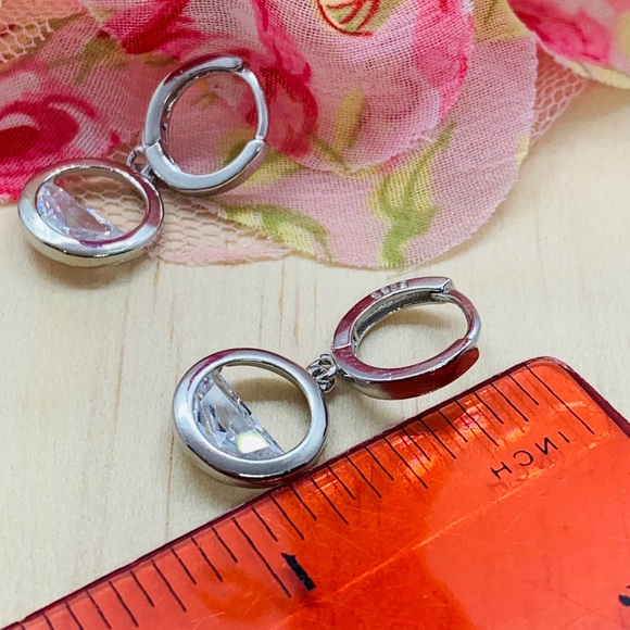 🌟 Sterling Silver 925, Crystal Earrings Huggie Hoop - Picture 3 of 5